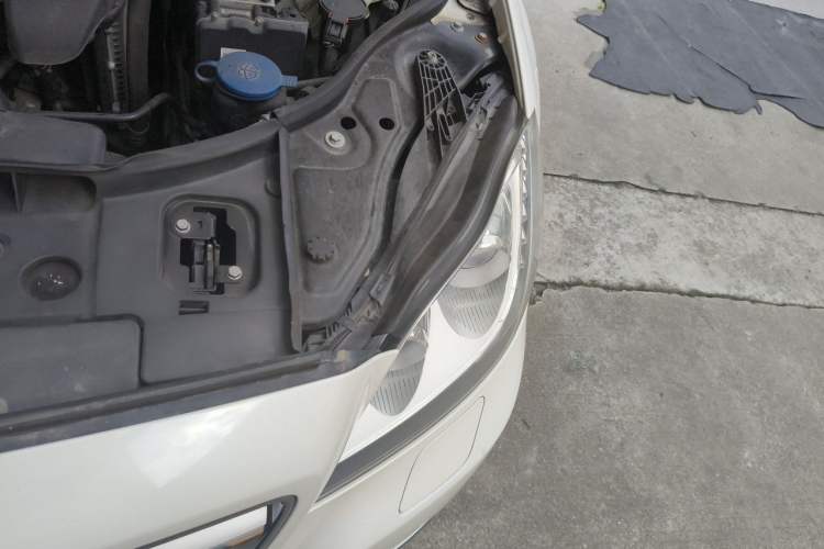 Used Mercedes-Benz CLS 2012 CLS 300 CGI Engine Bay Left