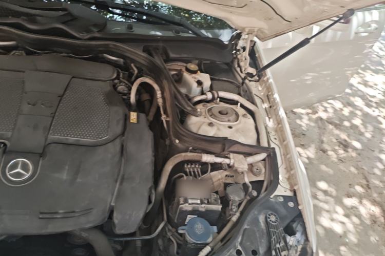 Used Mercedes-Benz CLS 2012 CLS 300 CGI Engine Bay Left