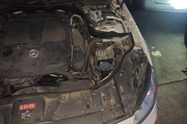 Used Mercedes-Benz CLS 2012 CLS 300 CGI Engine Bay Left