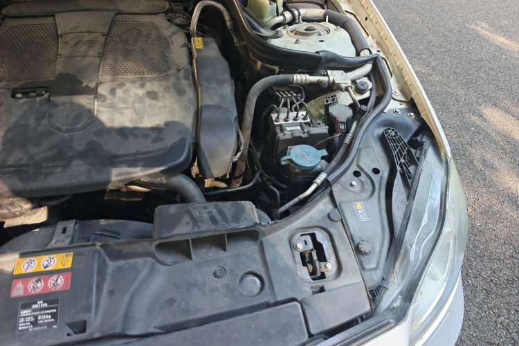 Used Mercedes-Benz CLS 2012 CLS 300 CGI Engine Bay Left