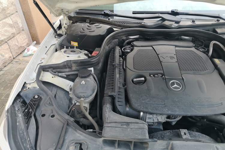 Used Mercedes-Benz CLS 2012 CLS 350 CGI Engine Bay Right