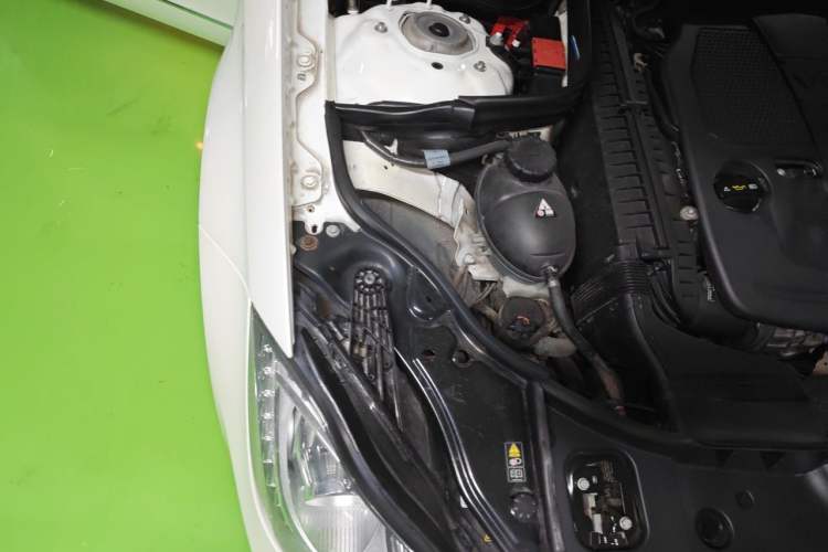 Used Mercedes-Benz CLS 2012 CLS 300 CGI Engine Bay Right