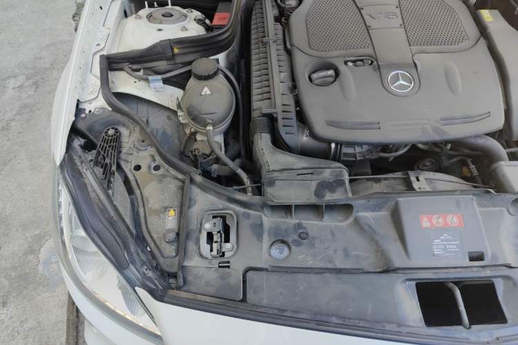 Used Mercedes-Benz CLS 2012 CLS 300 CGI Engine Bay Right