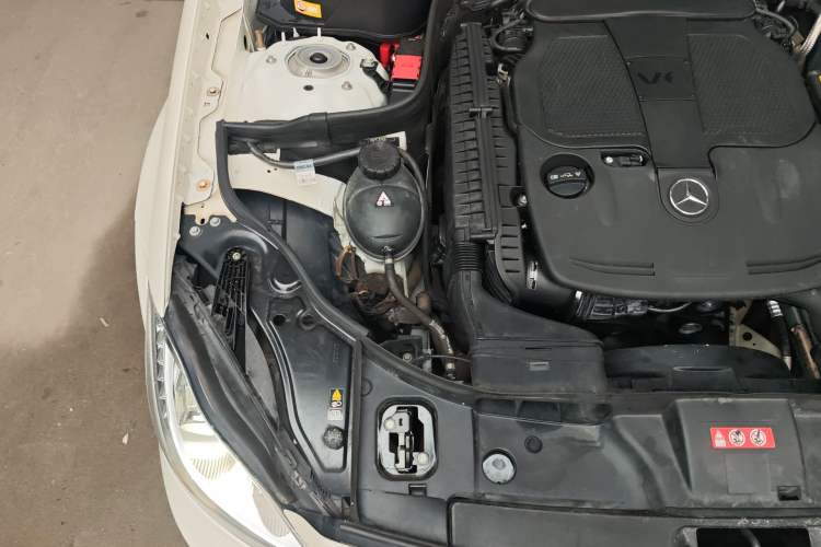 Used Mercedes-Benz CLS 2012 CLS 300 CGI Engine Bay Right