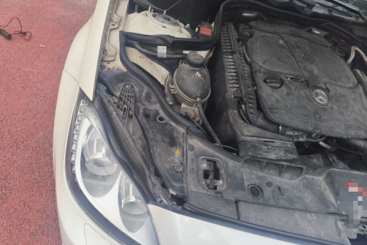 Used Mercedes-Benz CLS 2012 CLS 300 CGI Engine Bay Right