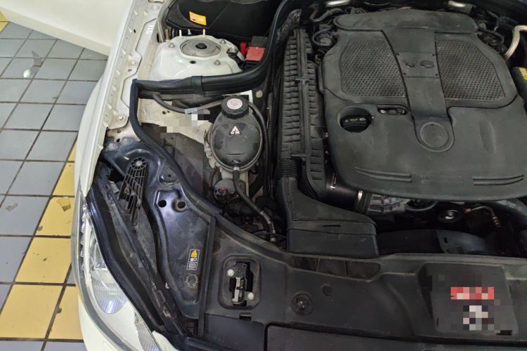Used Mercedes-Benz CLS 2012 CLS 300 CGI Engine Bay Right