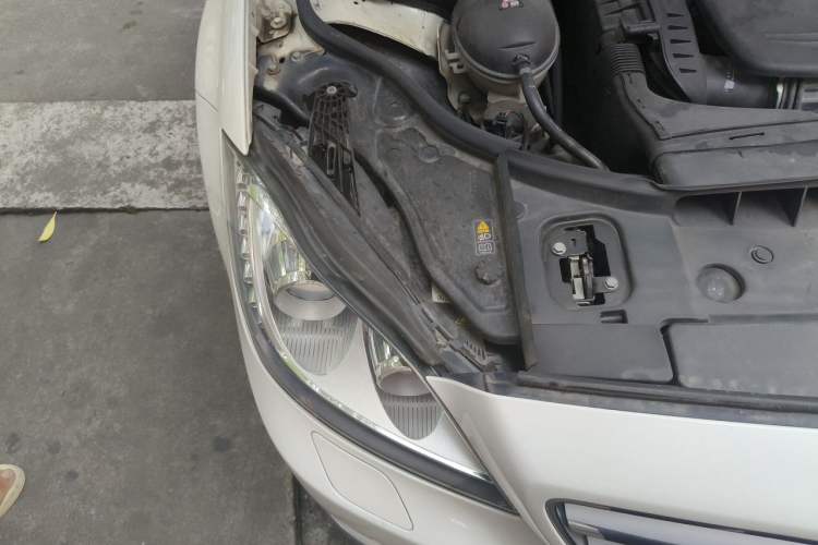 Used Mercedes-Benz CLS 2012 CLS 300 CGI Engine Bay Right