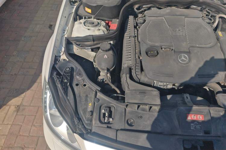 Used Mercedes-Benz CLS 2012 CLS 300 CGI Engine Bay Right