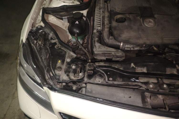 Used Mercedes-Benz CLS 2012 CLS 350 CGI Engine Bay Right