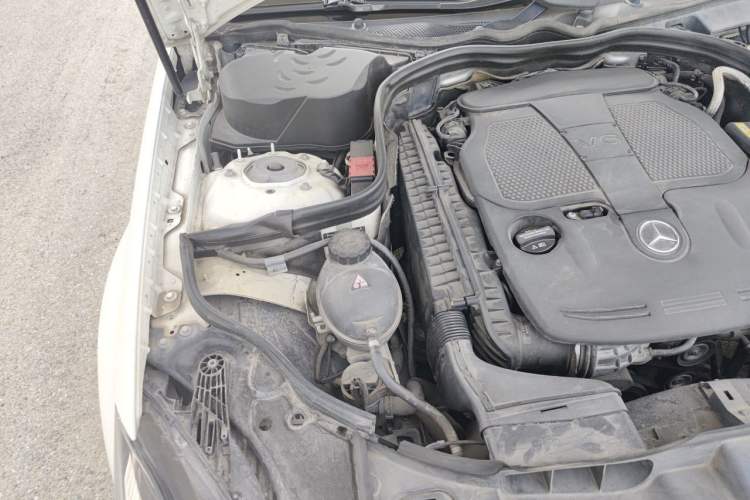 Used Mercedes-Benz CLS 2012 CLS 350 CGI Engine Bay Right