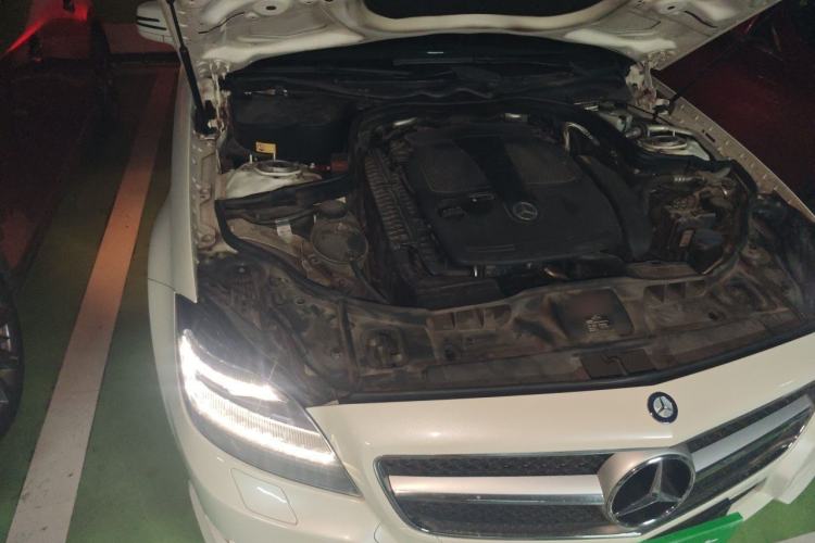 Used Mercedes-Benz CLS 2012 CLS 350 CGI Engine Bay Right
