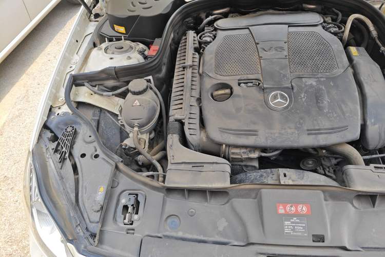 Used Mercedes-Benz CLS 2012 CLS 300 CGI Engine Bay Right