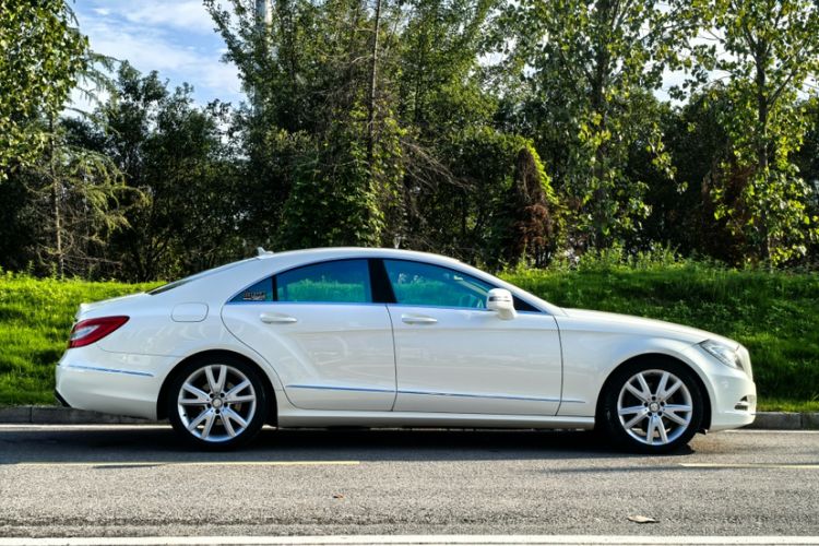 Used Mercedes-Benz CLS 2012 CLS 300 CGI Exterior 3