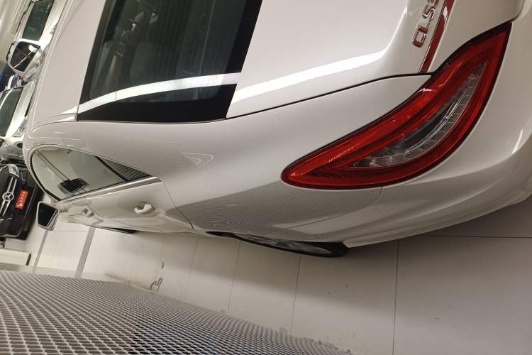 Used Mercedes-Benz CLS 2012 CLS 300 CGI Exterior 3