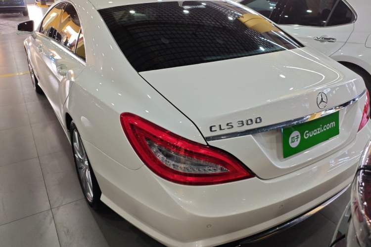 Used Mercedes-Benz CLS 2012 CLS 300 CGI Exterior 3