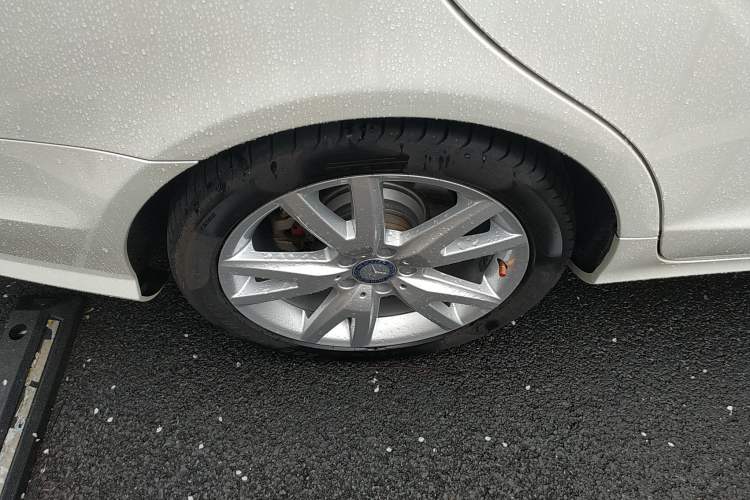 Used Mercedes-Benz CLS 2012 CLS 300 CGI Exterior 5