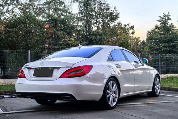 Used Mercedes-Benz CLS 2012 CLS 300 CGI Exterior 6