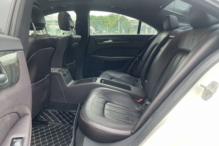 Used Mercedes-Benz CLS 2012 CLS 300 CGI Exterior 9