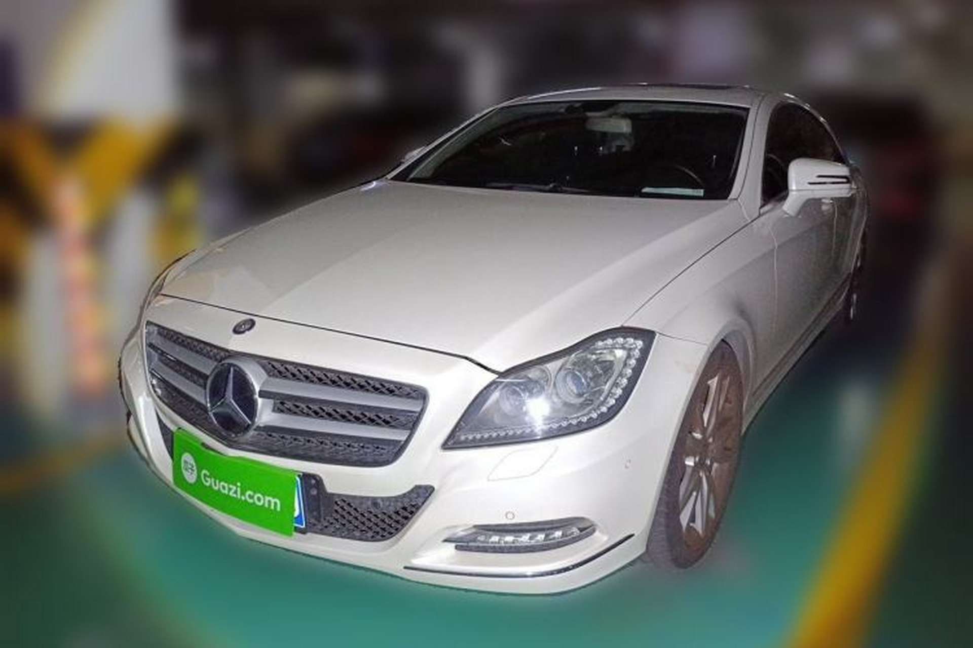 Used Mercedes-Benz CLS 2012 CLS 300 CGI Front Left 45 Deg