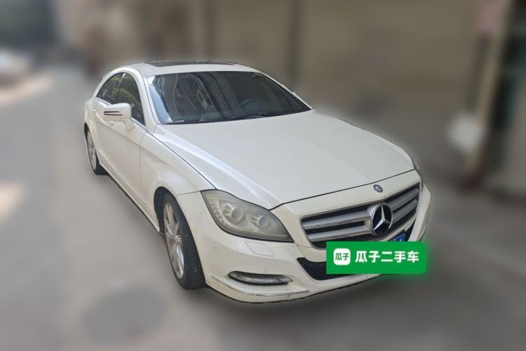 Used Mercedes-Benz CLS 2012 CLS 300 CGI Front Right 45 Deg