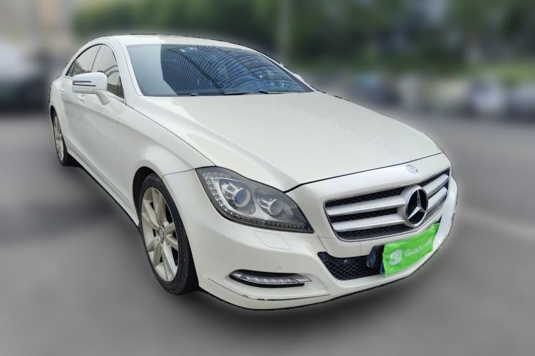 Used Mercedes-Benz CLS 2012 CLS 300 CGI Front Right 45 Deg