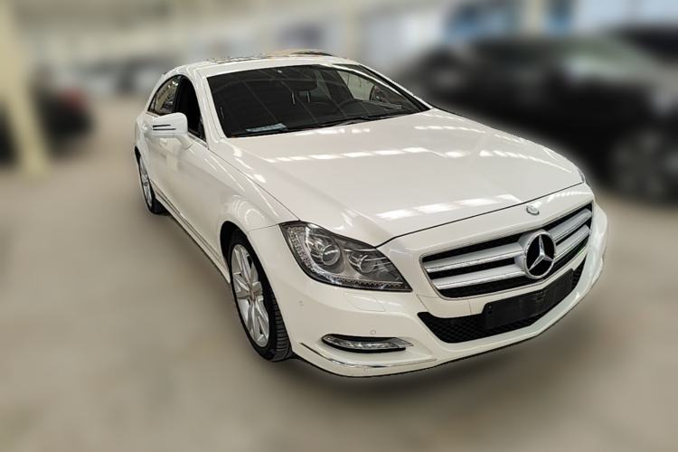 Used Mercedes-Benz CLS 2012 CLS 300 CGI Front Right 45 Deg