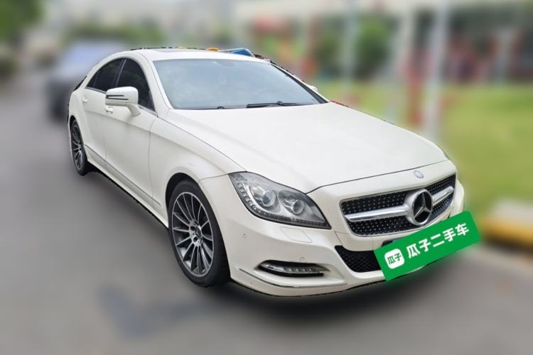 Used Mercedes-Benz CLS 2012 CLS 300 CGI Front Right 45 Deg