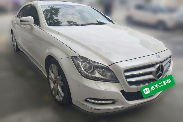 Used Mercedes-Benz CLS 2012 CLS 300 CGI Front Right 45 Deg
