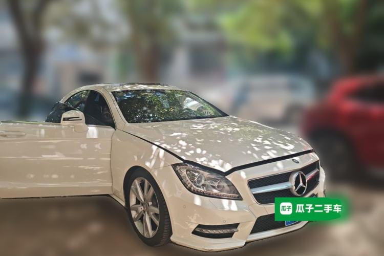 Used Mercedes-Benz CLS 2012 CLS 300 CGI Front Right 45 Deg