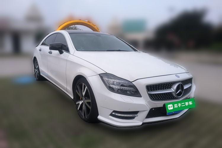 Used Mercedes-Benz CLS 2012 CLS 300 CGI Front Right 45 Deg