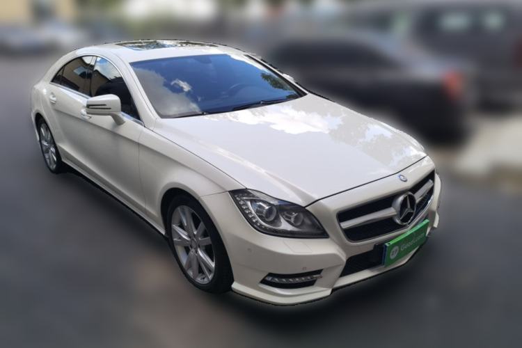 Used Mercedes-Benz CLS 2012 CLS 300 CGI Front Right 45 Deg