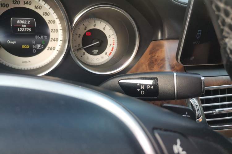 Used Mercedes-Benz CLS 2012 CLS 300 CGI Gear Lever