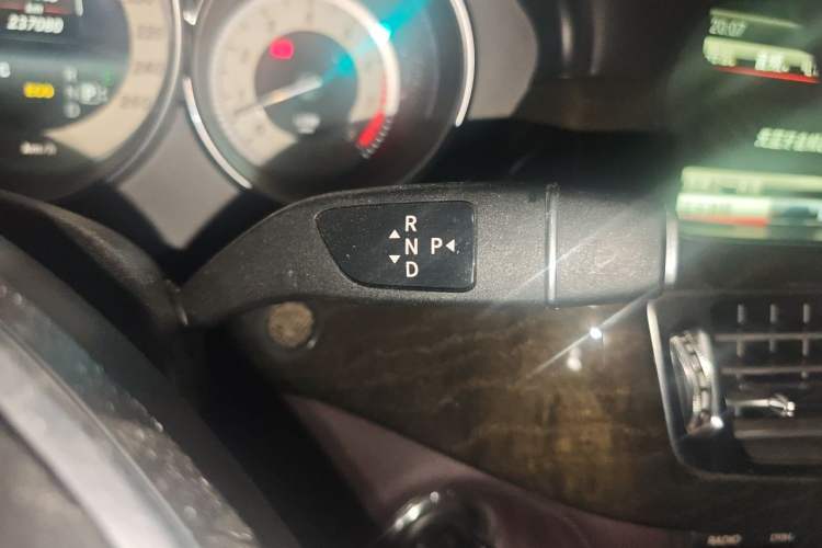 Used Mercedes-Benz CLS 2012 CLS 300 CGI Gear Lever