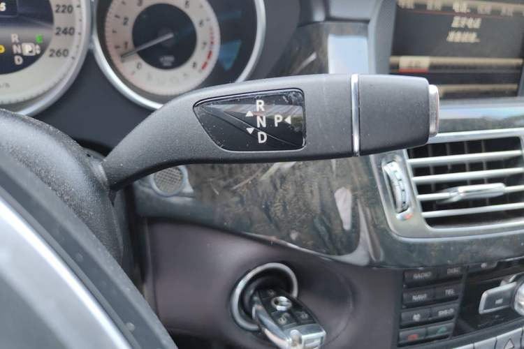 Used Mercedes-Benz CLS 2012 CLS 300 CGI Gear Lever
