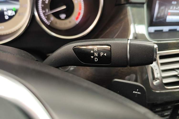 Used Mercedes-Benz CLS 2012 CLS 300 CGI Gear Lever