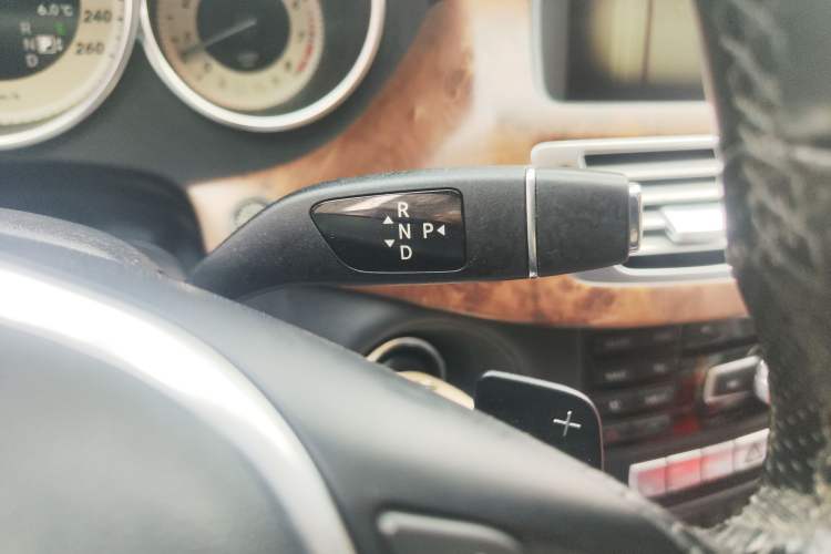 Used Mercedes-Benz CLS 2012 CLS 300 CGI Gear Lever
