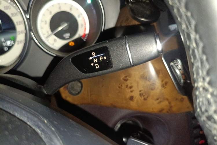 Used Mercedes-Benz CLS 2012 CLS 300 CGI Gear Lever