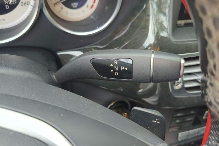 Used Mercedes-Benz CLS 2012 CLS 300 CGI Gear Lever