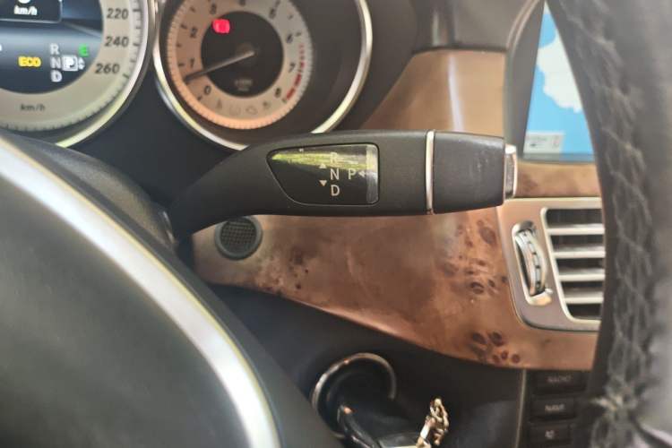 Used Mercedes-Benz CLS 2012 CLS 300 CGI Gear Lever