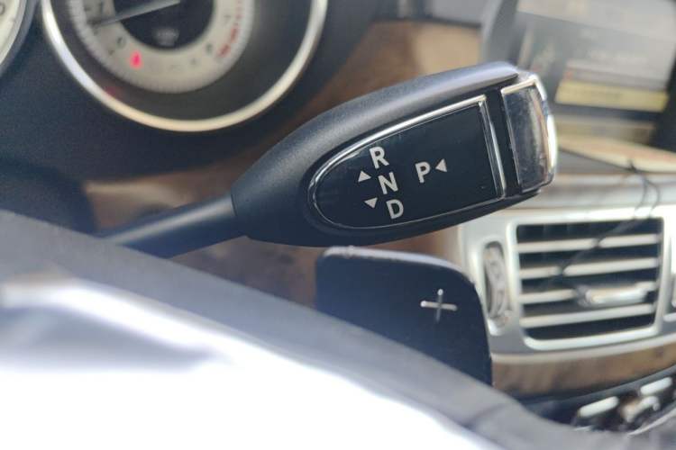 Used Mercedes-Benz CLS 2012 CLS 350 CGI Gear Lever