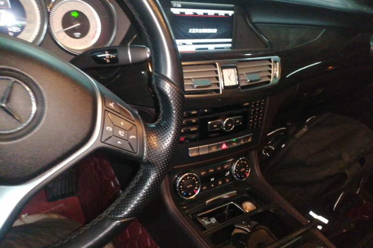 Used Mercedes-Benz CLS 2012 CLS 300 CGI Gear Lever