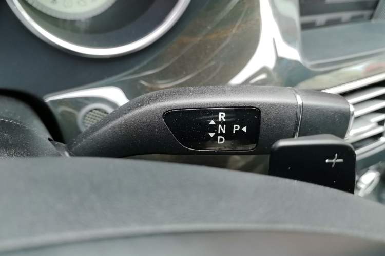 Used Mercedes-Benz CLS 2012 CLS 300 CGI Gear Lever