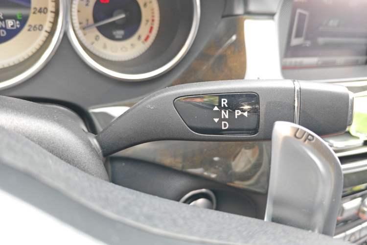 Used Mercedes-Benz CLS 2012 CLS 300 CGI Gear Lever