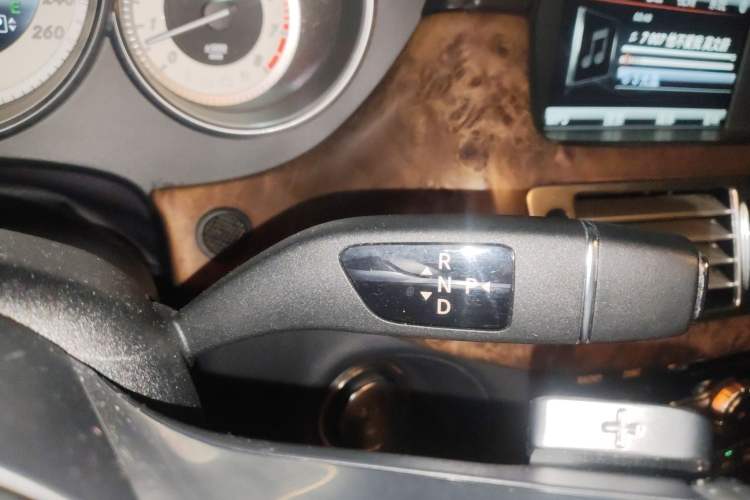 Used Mercedes-Benz CLS 2012 CLS 350 CGI Gear Lever