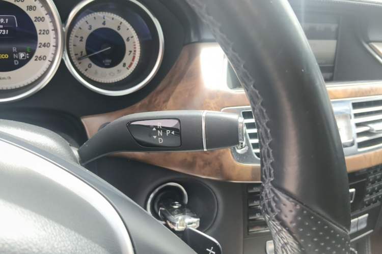 Used Mercedes-Benz CLS 2012 CLS 300 CGI Gear Lever