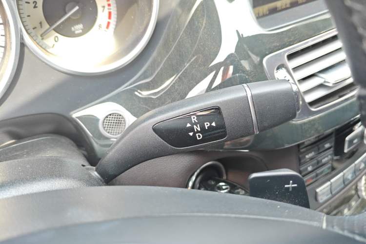 Used Mercedes-Benz CLS 2012 CLS 300 CGI Gear Lever
