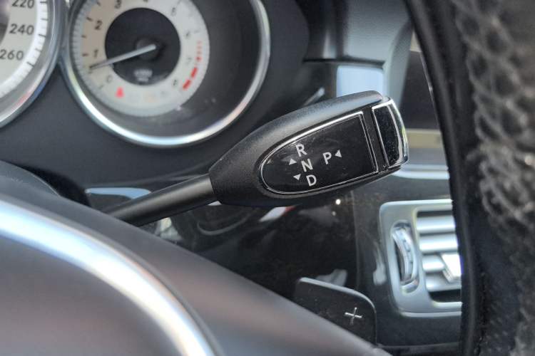 Used Mercedes-Benz CLS 2012 CLS 300 CGI Gear Lever