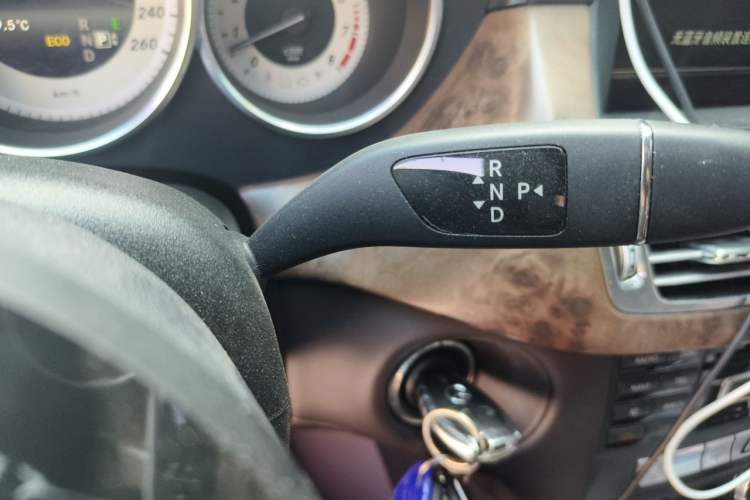 Used Mercedes-Benz CLS 2012 CLS 300 CGI Gear Lever