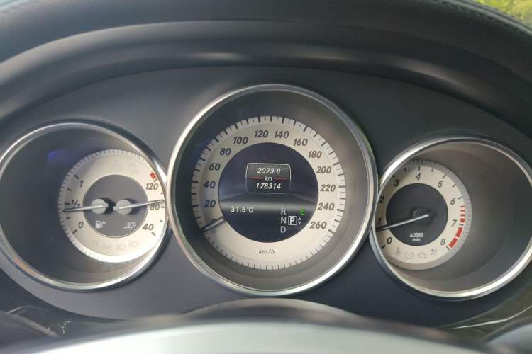 Used Mercedes-Benz CLS 2012 CLS 300 CGI Instrument Cluster
