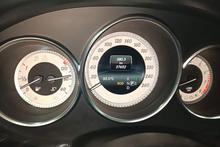 Used Mercedes-Benz CLS 2012 CLS 300 CGI Instrument Cluster